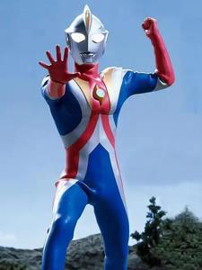 穿越平行世界变身奥特曼拯救世界 穿越平行世界变身奥特曼拯救世界